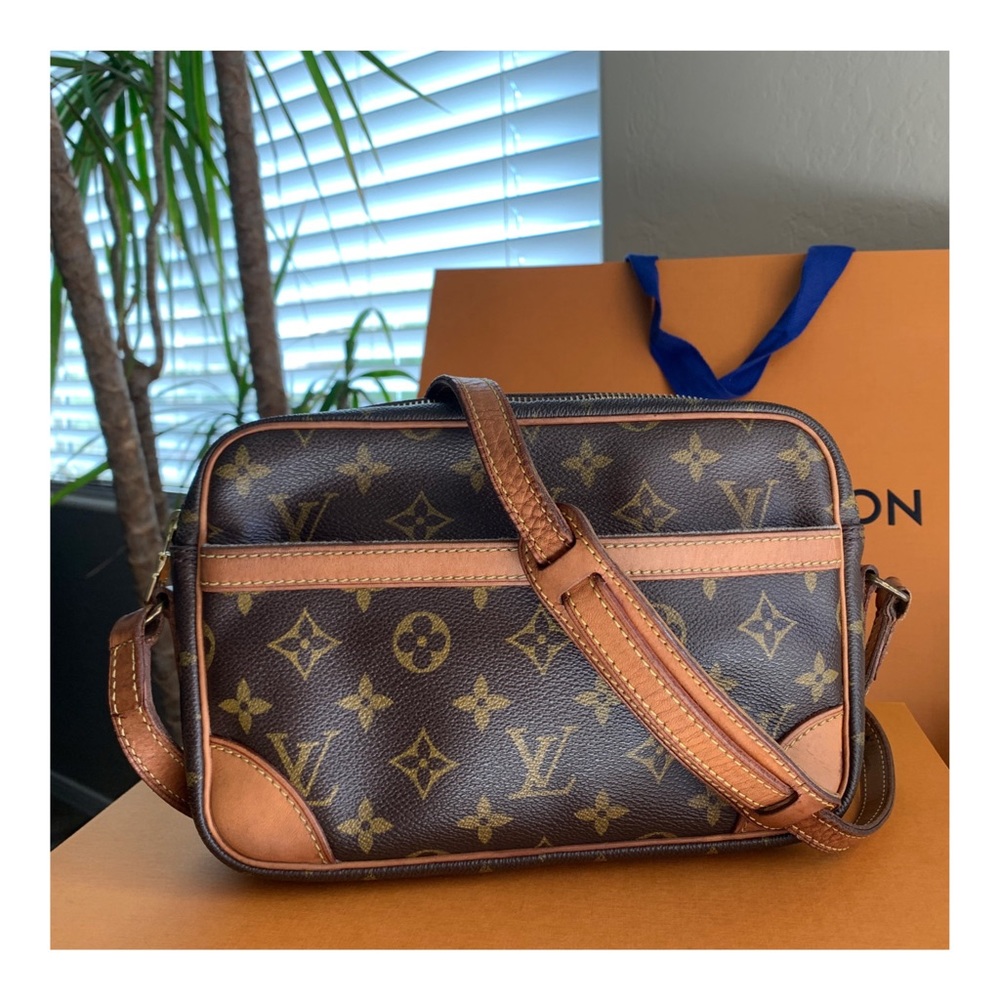 ✨Vintage LV crossbody Trocadero 24